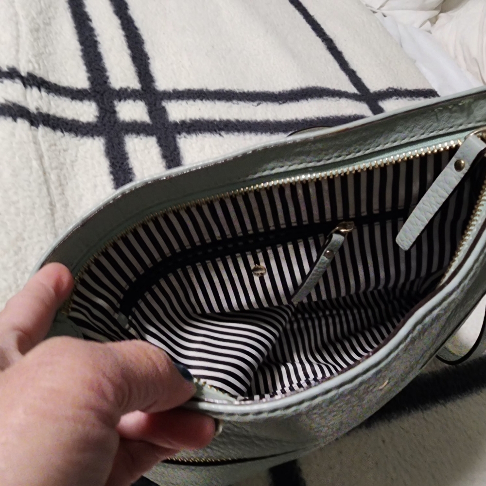 Kate Spade Pebbled Leather Crossbody Purse - Picture 4 of 11